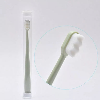 NANO TOOTHBRUSH & TRAVEL CASE